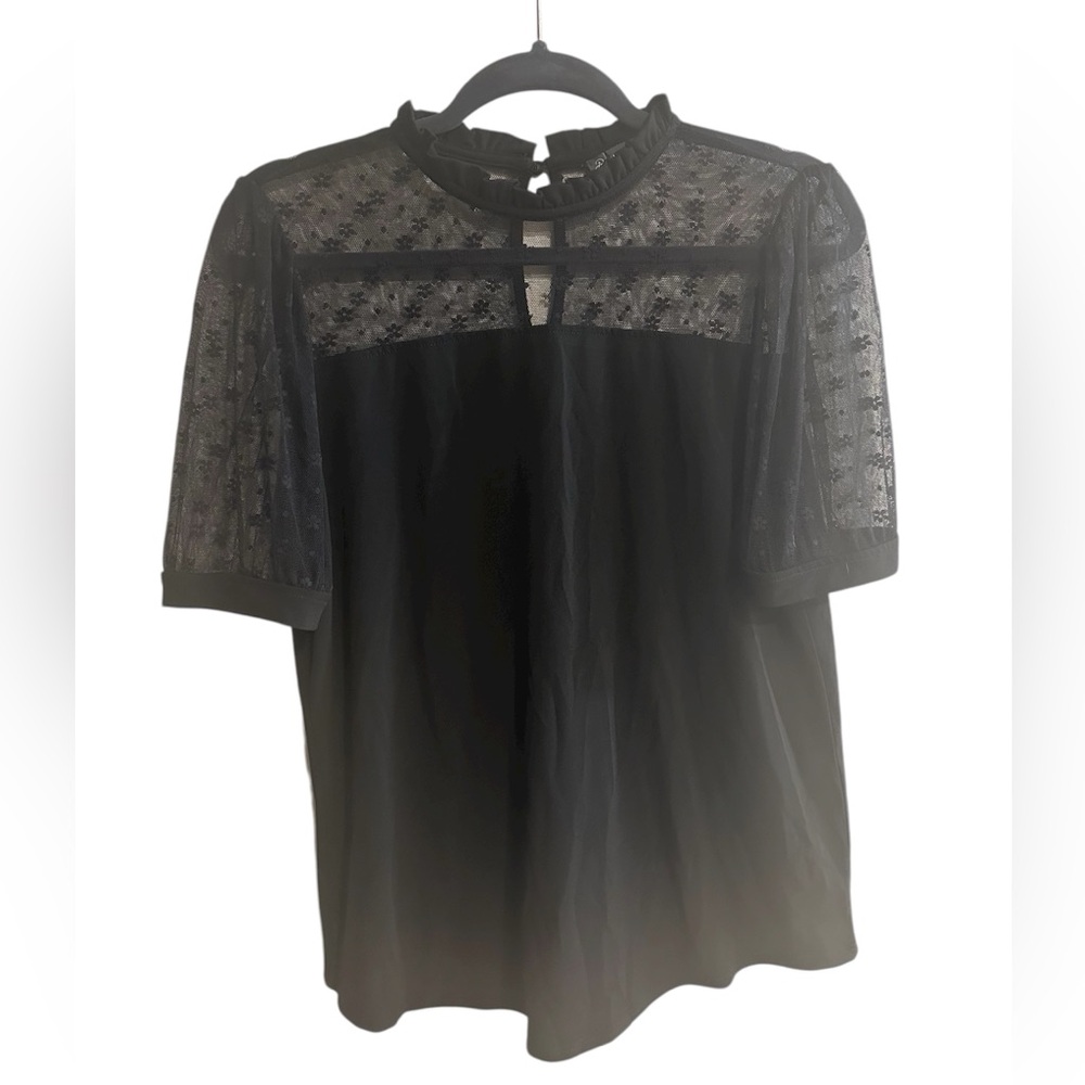 Adrianna Papell Black Floral Lace Mock Neck Blouse Size M Classic Formal Work
